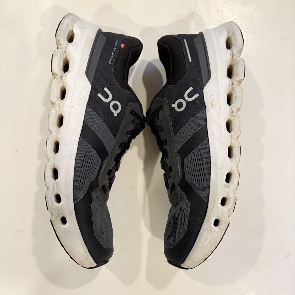 On Running Sneaker Cloudrunner Mens Size 10 Black $160.00